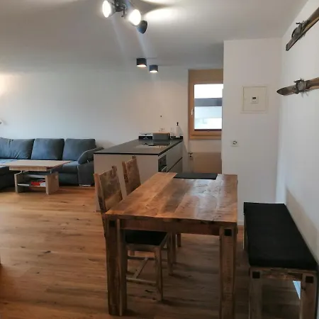 Ferienwohnung * Laax